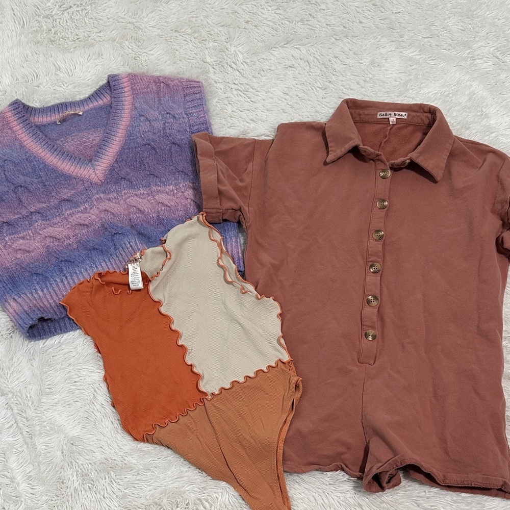 😊 Bundle of 3 Bailey Rose Clothing size XS/S
